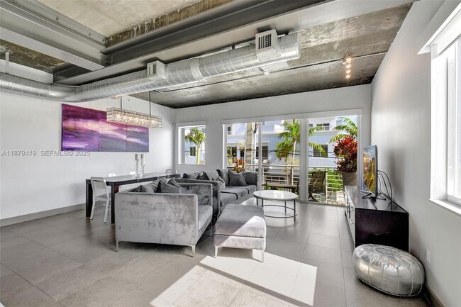 110 SE 2nd St in Delray Beach, FL - Building Photo - Building Photo