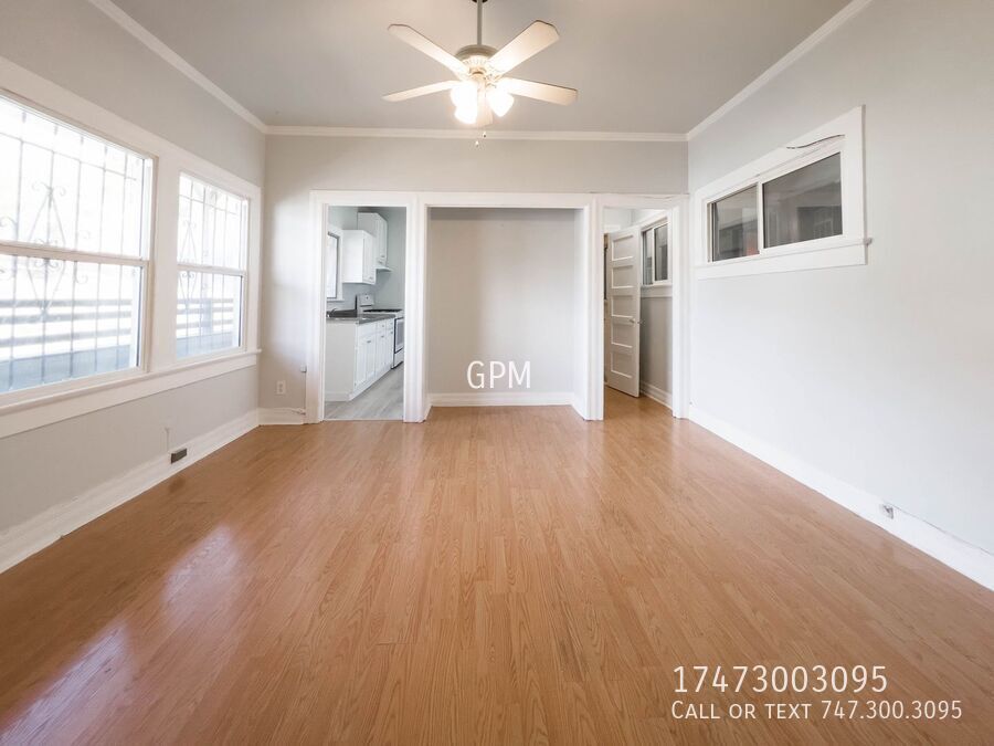 1/2 Glendale Blvd in Los Angeles, CA - Building Photo