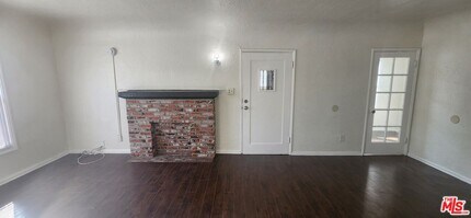 1129 Queen Anne Pl in Los Angeles, CA - Building Photo - Building Photo