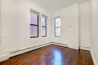 106 Ridge St in New York, NY - Building Photo - Building Photo