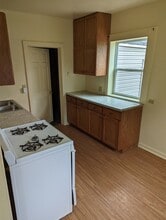 2325 S Clinton St in Sioux City, IA - Foto de edificio - Building Photo