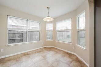 24030 Rockygate Dr in Spring, TX - Building Photo - Building Photo