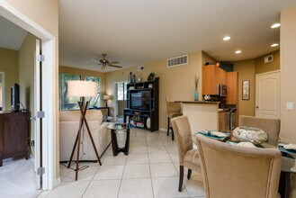 6900 E Princess Dr in Phoenix, AZ - Building Photo - Building Photo