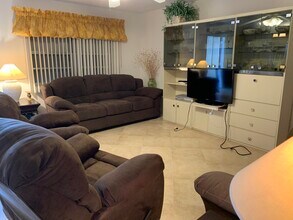 750 Burgundy P in Delray Beach, FL - Building Photo - Building Photo