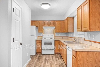 205 E Boise Ave in Coeur d'Alene, ID - Foto de edificio - Building Photo