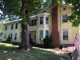 54 E Main St in New Bloomfield, PA - Building Photo