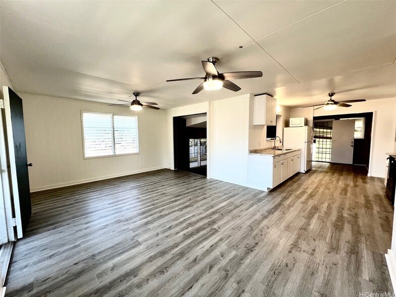 67-207 Kukea Circle Unit in Waialua, HI - Foto de edificio