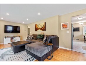 1605 Pennsylvania Ave S in Minneapolis, MN - Building Photo - Building Photo