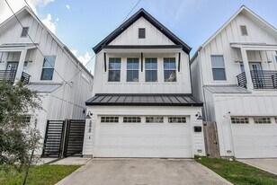 6828 Liverpool St in Houston, TX - Building Photo