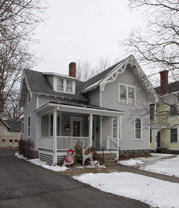 23 Church St in Great Barrington, MA - Building Photo