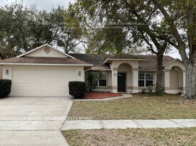 963 Whisperpine Dr in Melbourne, FL - Building Photo