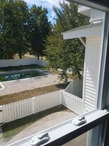 145 N Brooksvale Rd in Cheshire, CT - Building Photo