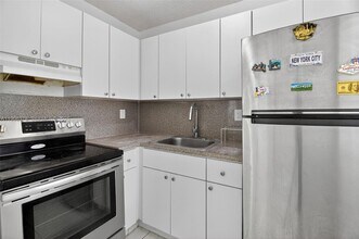 1864 NW 28th St in Miami, FL - Building Photo - Building Photo