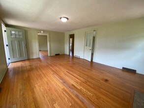 54 Chestnut Ridge Ave in Woodfin, NC - Building Photo - Building Photo