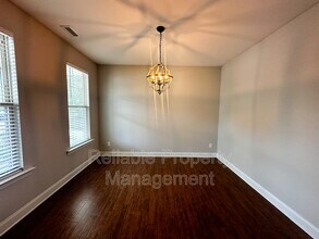 282 Flowers Crest Way in Clayton, NC - Building Photo - Building Photo