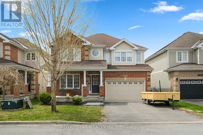 318 Wild Iris Ave in Ottawa, ON - Building Photo - Building Photo