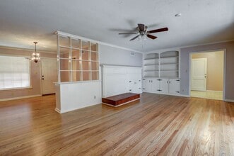 2920 Wood St in Texarkana, TX - Building Photo - Building Photo