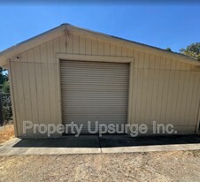 685 Mary St in Redding, CA - Building Photo