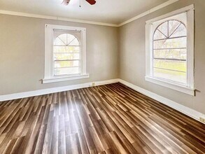 3015 W 15th St in Little Rock, AR - Foto de edificio - Building Photo