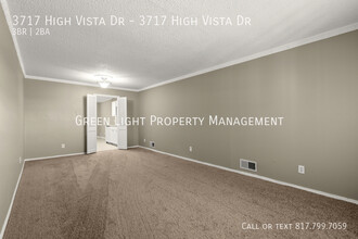 3717 High Vista Dr in Dallas, TX - Building Photo - Building Photo