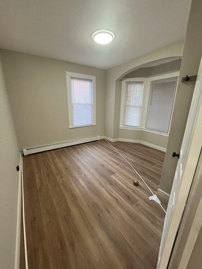 21 Elliott St, Unit 2