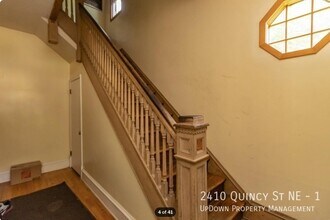 2410 Quincy St NE in Minneapolis, MN - Building Photo - Building Photo