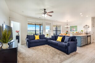 17901 Edgewood Way, Unit SI ID1498587P in Jonestown, TX - Building Photo