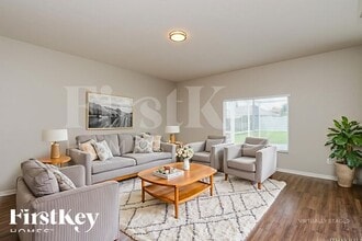 4925 Woodmere Rd in Land O Lakes, FL - Building Photo - Building Photo