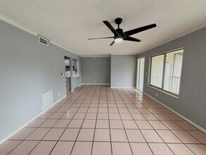 4987 Sable Pine Cir, Unit A2 in West Palm Beach, FL - Building Photo - Building Photo