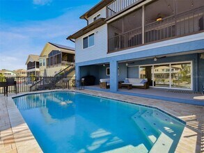 6241 Bayside Dr in New Port Richey, FL - Building Photo - Building Photo
