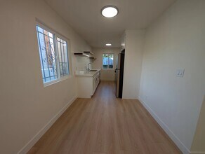 3900 1st St in Los Angeles, CA - Building Photo - Building Photo