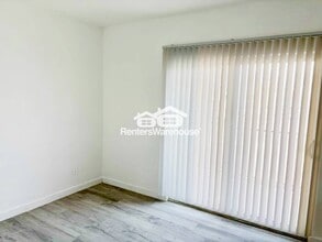 2832 E Marconi Ave in Phoenix, AZ - Building Photo - Building Photo