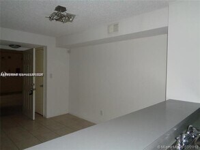 650 S Park Rd in Hollywood, FL - Building Photo - Building Photo