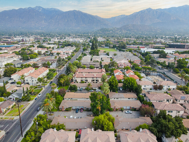 326 S 2nd Ave in Arcadia, CA - Building Photo - Building Photo