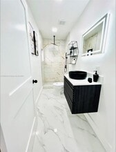 2723 SW 13th St in Miami, FL - Building Photo - Building Photo