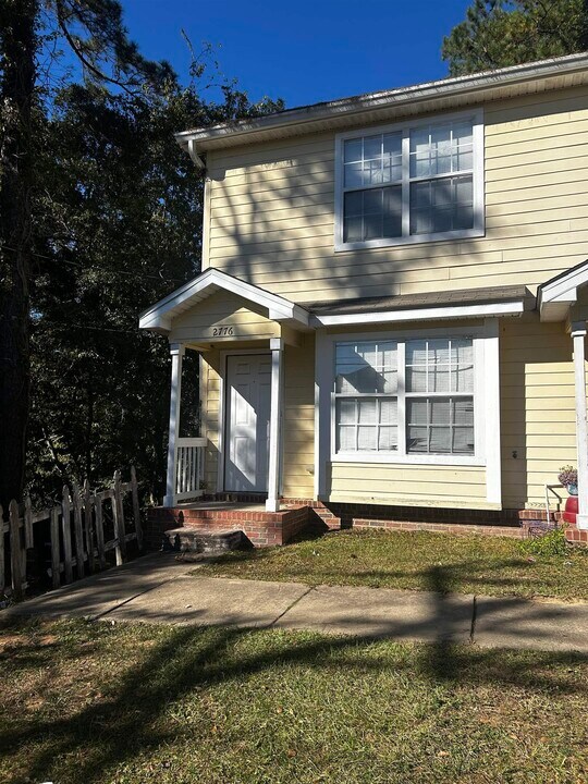 2776 Hartsfield Rd in Tallahassee, FL - Building Photo