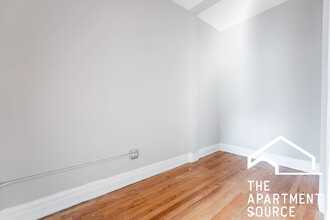1204 W Granville Ave in Chicago, IL - Building Photo - Building Photo