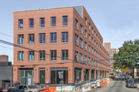 360 Wythe in Brooklyn, NY - Foto de edificio - Building Photo