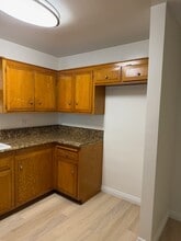3546 Del Amo Blvd, Unit 9 in Torrance, CA - Foto de edificio - Building Photo