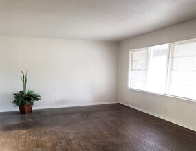 4256 Standish Rd in Fort Worth, TX - Building Photo - Building Photo