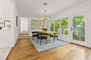 7323 Daingerfield Dr in Dallas, TX - Building Photo