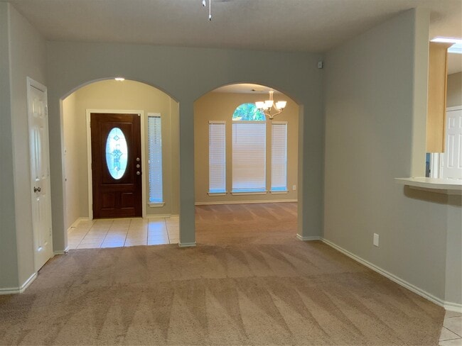 property at 35 Teakwood Pl