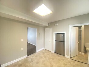 7 Commercial St in Nashua, NH - Foto de edificio - Building Photo