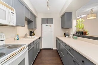 1020 15th St, Unit 15e in Denver, CO - Building Photo - Building Photo