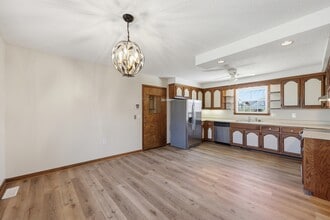 1325 Sun Valley Rd in Clarksville, TN - Building Photo - Building Photo