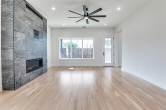 2805 Cherrywood Ave in Dallas, TX - Building Photo - Building Photo