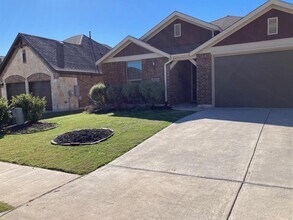5833 Casstello Dr in Round Rock, TX - Building Photo - Building Photo