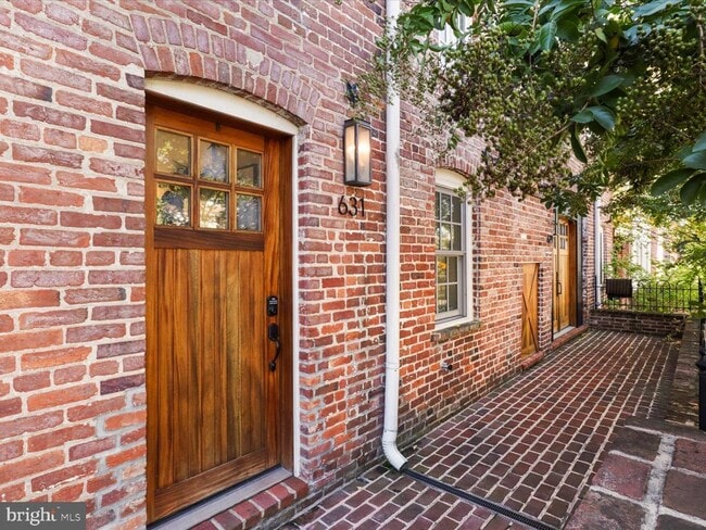 property at 631 D St SE