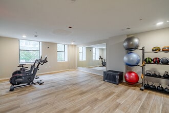 American Heritage Apartments in Richmond, VA - Foto de edificio - Interior Photo