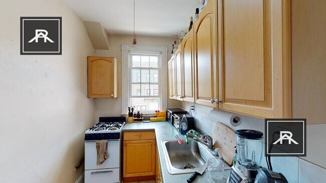 property at 17 Glenville Ave